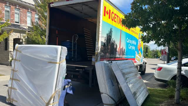 Get Movers in Winnipeg, MB | R3B 3K6