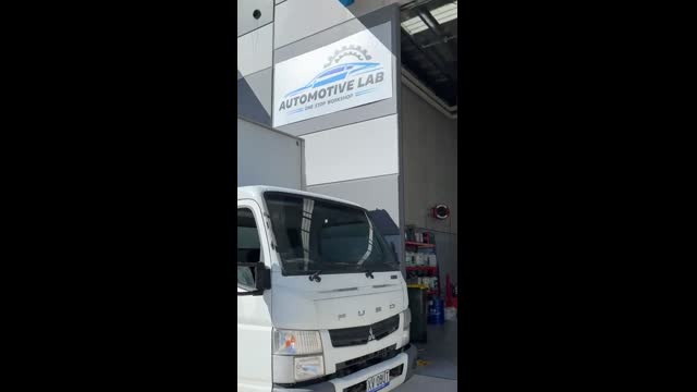 Automotive Lab Car Diagnostics in Clyde North