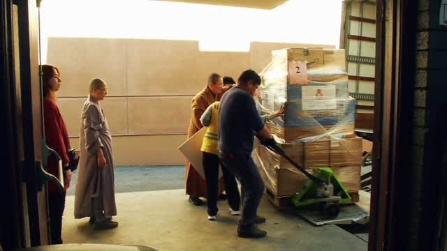 2025年山火無情 關愛有情---2025年聖蹟寺和聖格講堂援助社區和山火災民