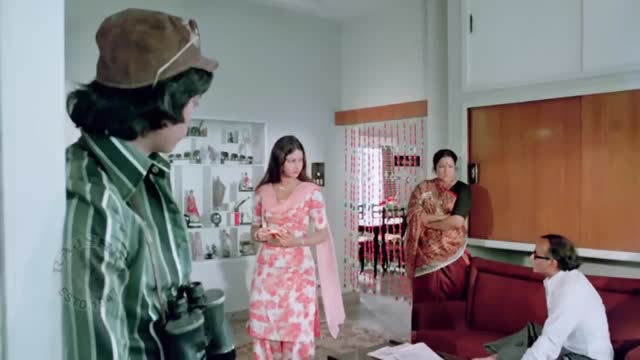 Ek Duuje Ke Liye (1981)  Kamal Haasan, Rati Agnihotri, Madhavi