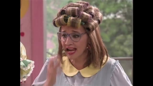 La Petite Vie S04E11 FRENCH 720p WEB-DL H264-CHELL