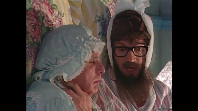 La Petite Vie S03E12 FRENCH 720p WEB-DL H264-CHELL