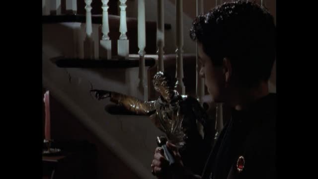 Fais.Moi.Peur.6x11.LHistoire.de.la.ville.des.vampires.Dvdrip.Santant