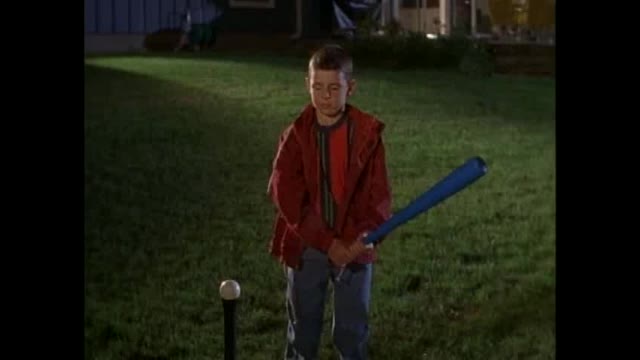 Fais.moi.peur.5x08.L'Histoire.du.visiteur.indesirable.Dvdrip.Santant