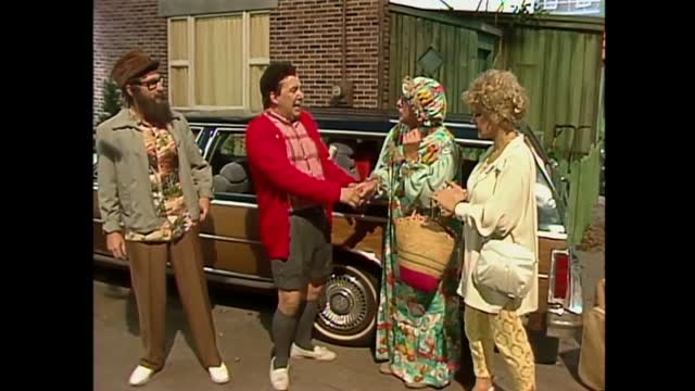 La Petite Vie S02E04 FRENCH 720p WEB-DL H264-CHELL