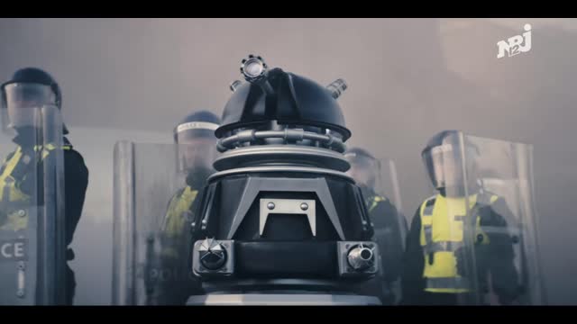 Doctor.Who.2005.S13E00.Revolution.of.the.Daleks.READNFO.FRENCH.1080p.AMZN.WEB-DL.DDP2.0.H264-FRATERNiTY