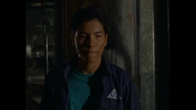 Fais Moi Peur 5x11 L Histoire De La Garde De Nuit Dvdrip Santant