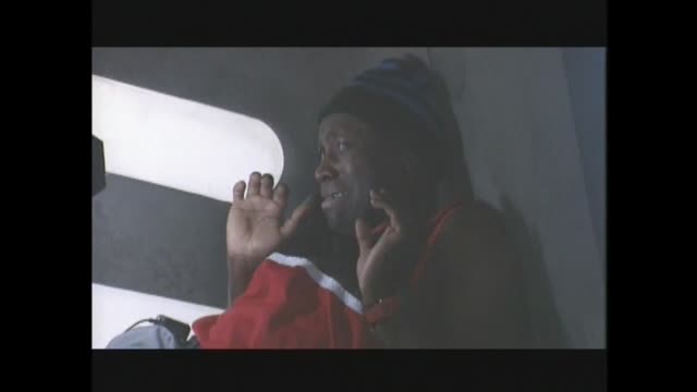 Dans une galaxie près de chez vous - S01E02 - Bob, bu!