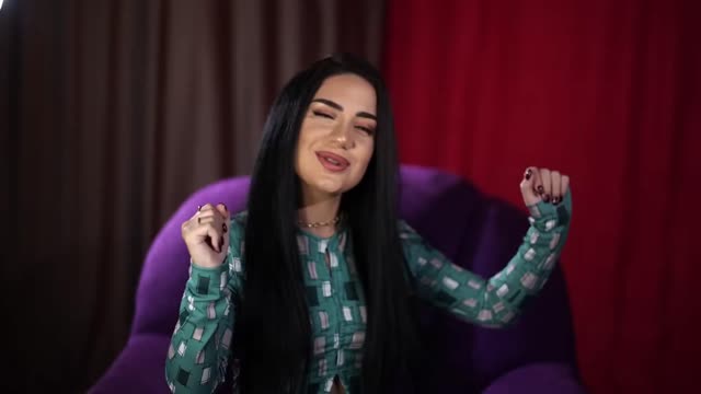 Naz Dej - Tuttur Dur  ORİJİNAL ŞARKI @azzam_bey_21_63@naz_dej