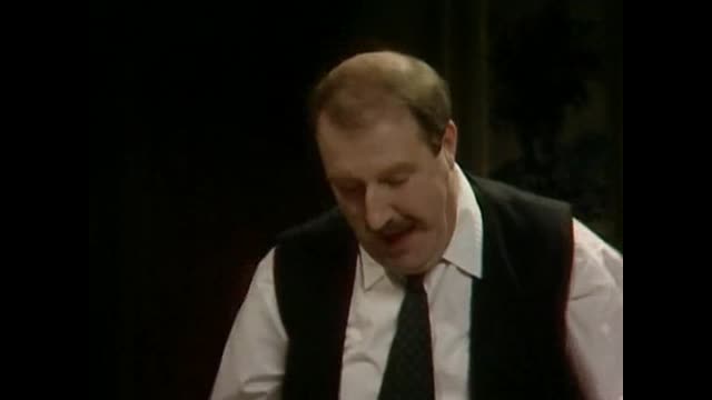 Allo.Allo.S03E04.DVDRip.XViD-LiGHTNiNG
