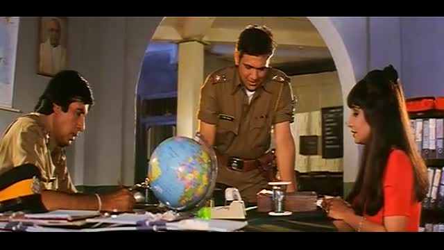 Bade.Miyan.Chote.Miyan.1998  Amitabh Bachchan, Govinda-, Raveena Tandon, Ramya Krishnan,