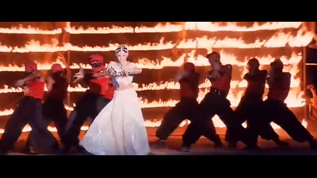  Fiza  2000 - Hrithik Roshan Karishma Kapoor Neha