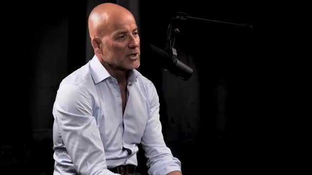 Fdesouche.com est une revue de presse sur X - '“Dans 50-70 ans, l’Europe sera totalement islamisée”… un ex-agent de la DGSE prédit l’achèvement du projet d’islamisation de l’Europe par les Frères musulmans https---t.co-ki