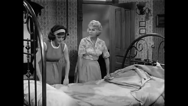Petticoat Junction - 2x29 - The Mayor Of Hooterville