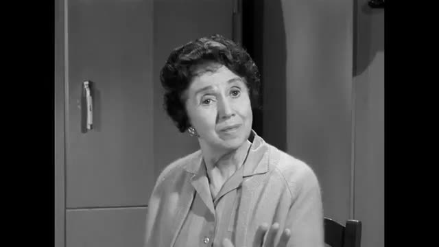 Andy Griffith - 5x27 - Aunt Bee's Invisible Beau