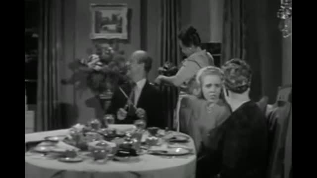 Munsters - 1x6 - Low-Cal Munster