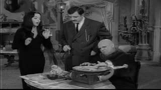 Addams Family - 2x24 - Ophelia Visits Morticia