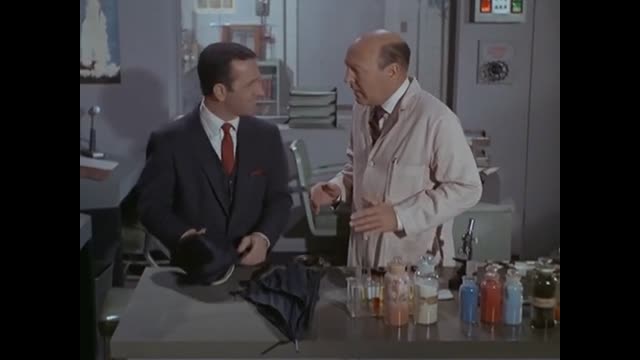 Get Smart - 2x20 - The Girls From KAOS