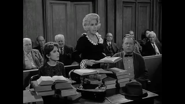 Petticoat Junction - 2x31 - The Chicken Killer