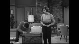 The Dick Van Dyke Show - 1x18 - Who Owes Who What