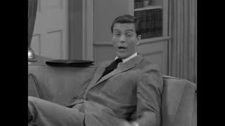 Dick Van Dyke - 2x32 - When A Bowling Pin Talks, Listen