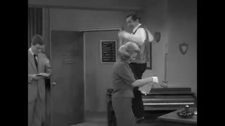 Dick Van Dyke - 4x22 - Young Man With A Shoehorn