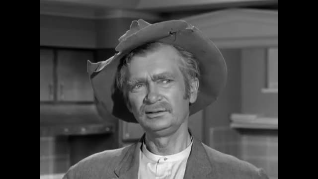 Beverly Hillbillies - 1x29 - The Clampetts And The Dodgers
