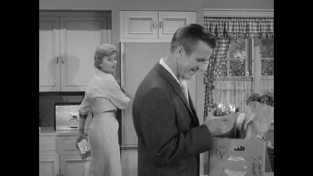 Leave It To Beaver - 3x28 - Ward's Baseball