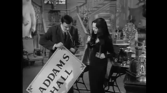 Addams Family - 2x25 -Addams Cum Laude