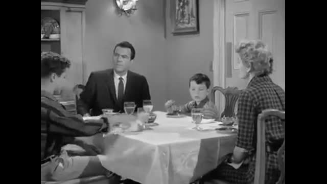 Leave It To Beaver - 1x33 - Wally's Job