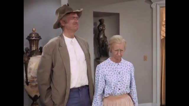 Beverly Hillbillies - 5x24 - The Gypsy's Warning