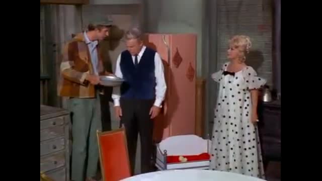 Green Acres - 4x14 - Everywhere A Chick Chick
