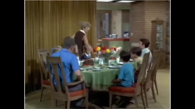 Brady Bunch - 2x12 - Confessions, Confessions