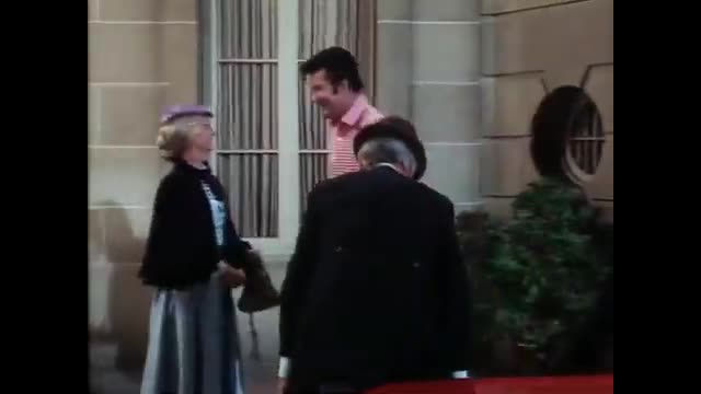 Beverly Hillbillies - 7x15 - Drysdale And Friend