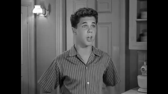 Leave It To Beaver - 2x32 - Friendship