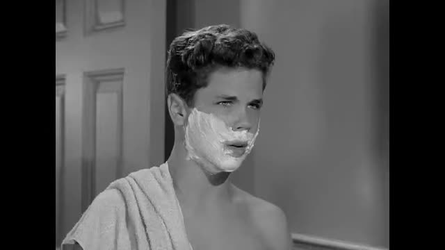 Leave It To Beaver - 2x8 - The Shave