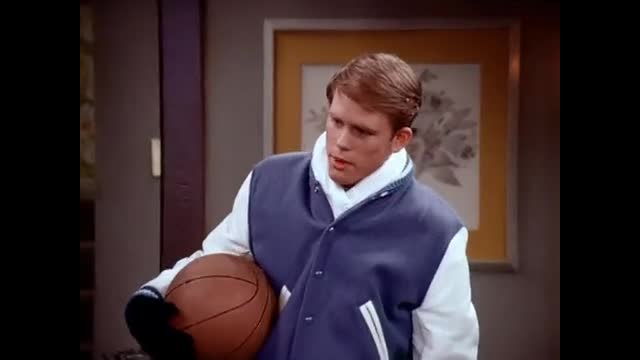 Happy Days - 3x13 - They Call It Potsie Love