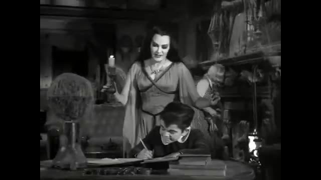 Munsters - 2x14 - The Treasure Of Mockingbird Heights