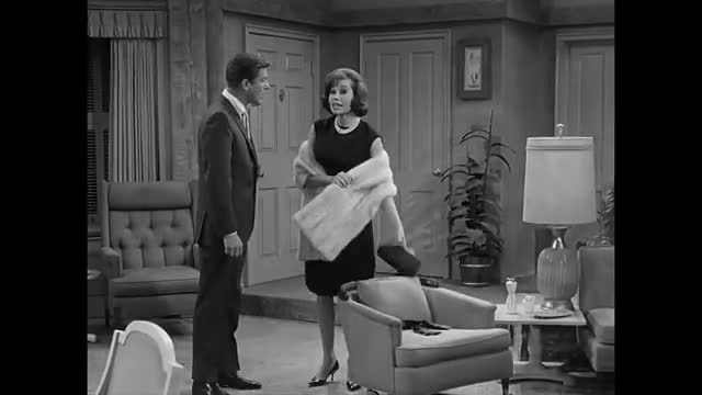 Dick Van Dyke - 3x30 - My Neighbor's Husband's Other Life