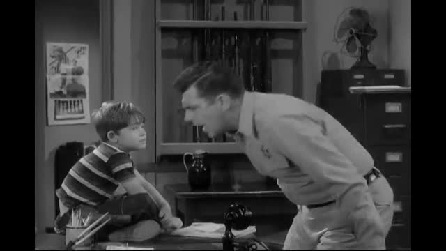 Andy Griffith - 1x30 - Barney Gets His Man