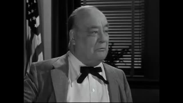 Andy Griffith - 1x25 - A Plaque For Mayberry