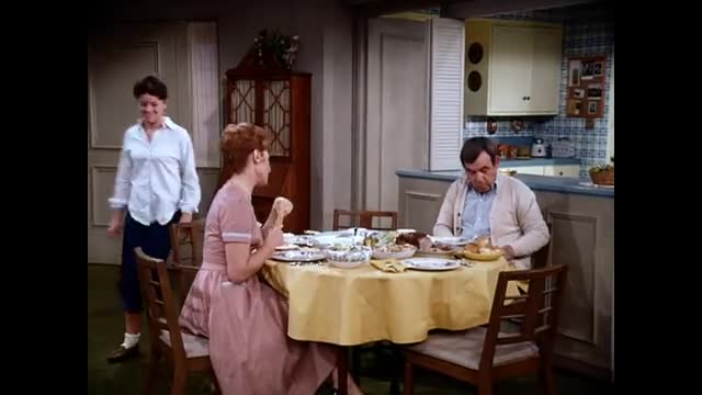 Happy Days - 3x17 - Fonzie The Salesman