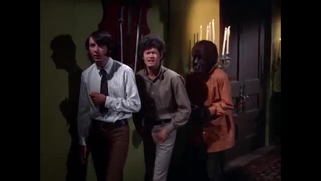 Monkees - 2x18 - The Monstrous Monkee Mash