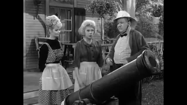 Petticoat Junction - 2x18 - Kate Bradley, Girl Volunteer