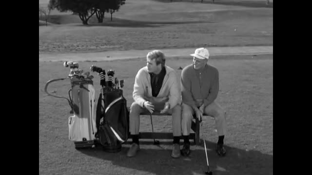 Beverly Hillbillies - 1x29 - The Clampetts And The Dodgers