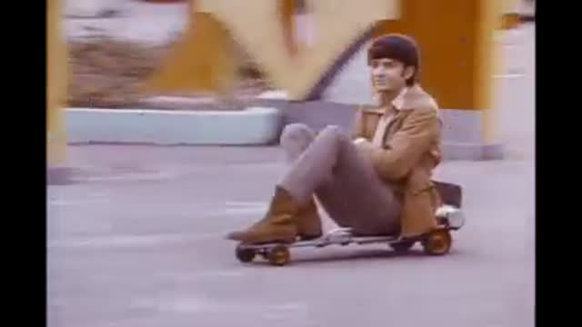 Monkees - 1x3 - Monkee vs. Machine