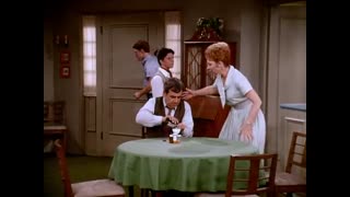Happy Days - 3x1 - Fonzie Moves In
