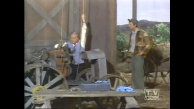 Green Acres - 5x12 - Oliver And The Cornstalk