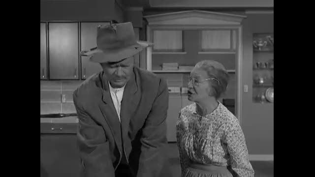 Beverly Hillbillies - 3x27 - Big Daddy, Jed