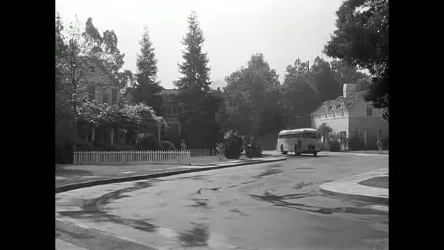 Leave It To Beaver - 3x3 - School Bus